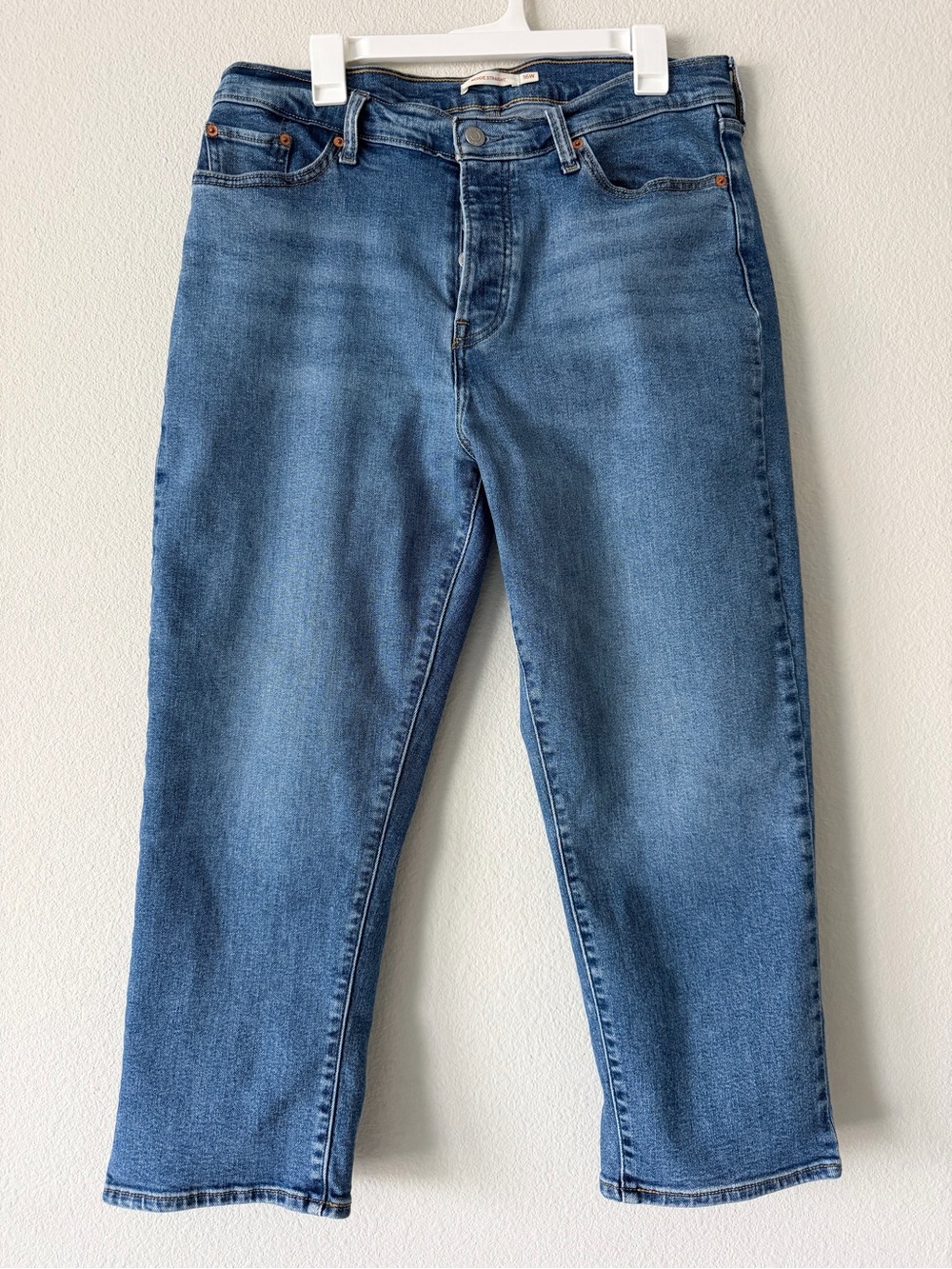 Levi's Wedgie Straight Jeans Size 16W Medium Wash